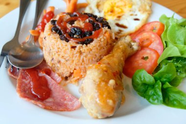 Amerikan kızarmış pilav yakın çekim