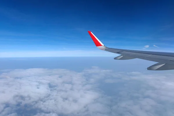 Vliegtuig Blauwe Lucht — Stockfoto