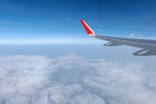 Vliegtuig Blauwe Lucht — Stockfoto