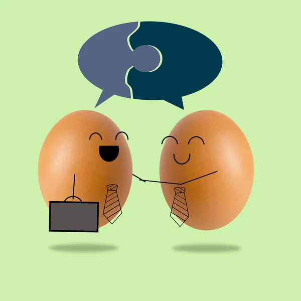 Zakenlieden Eier spraak relatie op groene achtergrond — Stockfoto