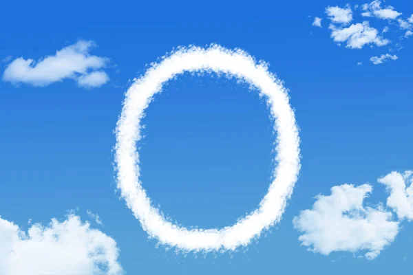 Форма Буквы Облаке Голубом Небе — стоковое фото