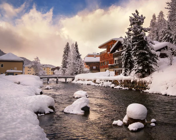 River Inn Promenade v St. Moritz, Švýcarsko Royalty Free Stock Fotografie
