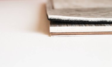 Muşamba. Ahşap doku ile döşeme örnekleri. Kesim boyutu. Yeni yıl.