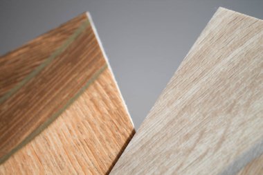 Muşamba. Ahşap doku ile döşeme örnekleri. Kesim boyutu. Yeni yıl.