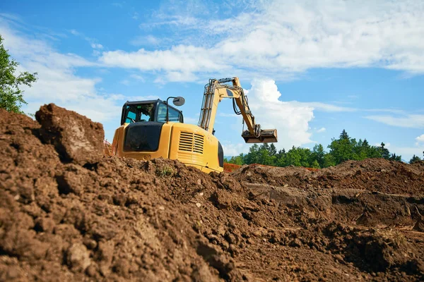 Bulldozer Dalam Operasi Open Field — Stok Foto