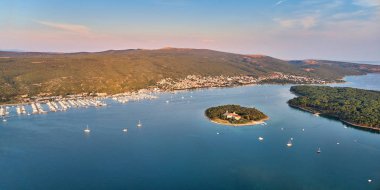 Kasaba Punat, Island Krk, Hırvatistan Punat Primorje-Gorski Kotar ilçe Krk Adası batı Hırvatistan iline.