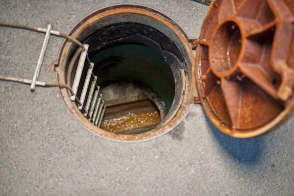 Emptying Septic Tank Cleaning Sewers Septic Cleaning Sewage Removal Emptying — Stock Photo, Image