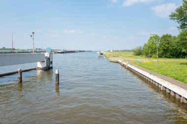 Prenses Margriet kanalda Lemmer Hollanda.