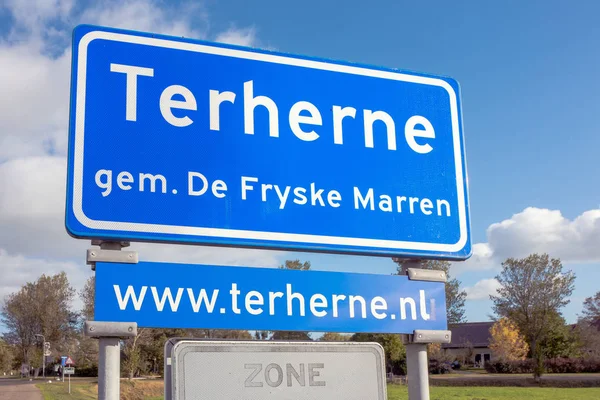 Nederland Terherne Oktober 2018 Terherne Plaats Naam Teken Friesland Nederland — Stockfoto