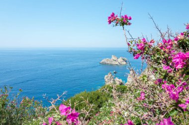 Panorama adlı Palaiokastritsa Korfu, Yunanistan.