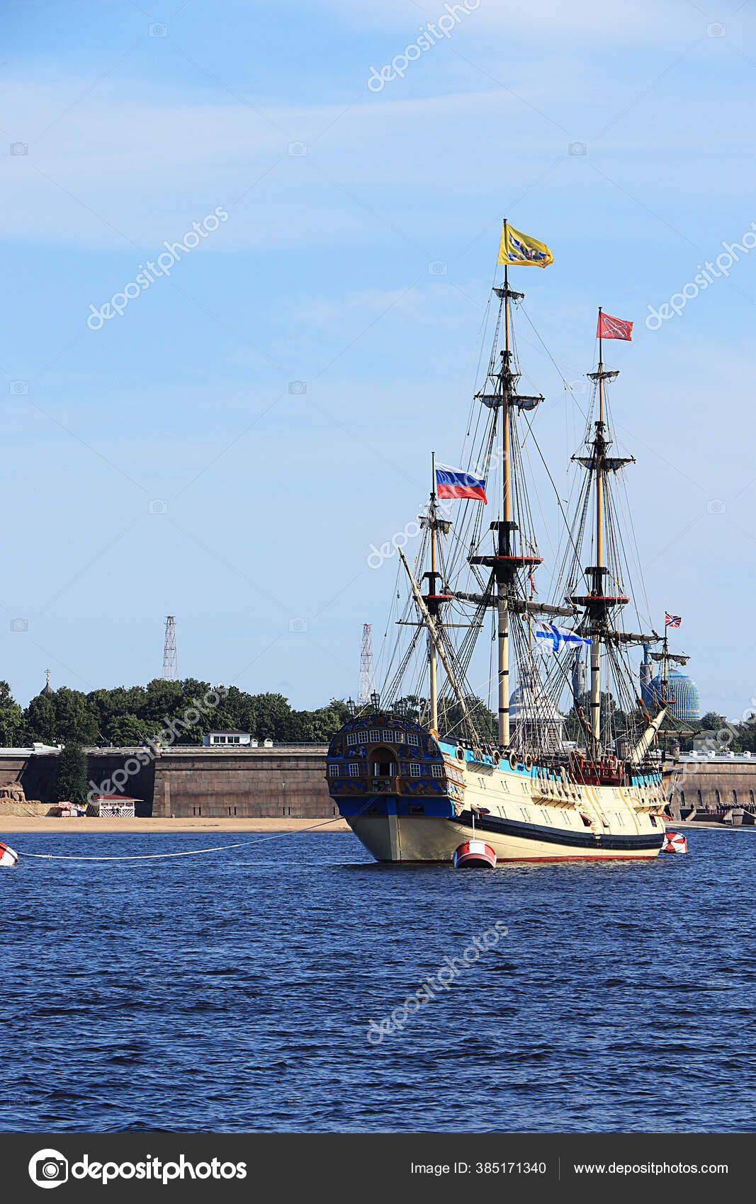 Russia Petersburg July 2019 Frigate Poltava Waters Neva Peter Paul.
