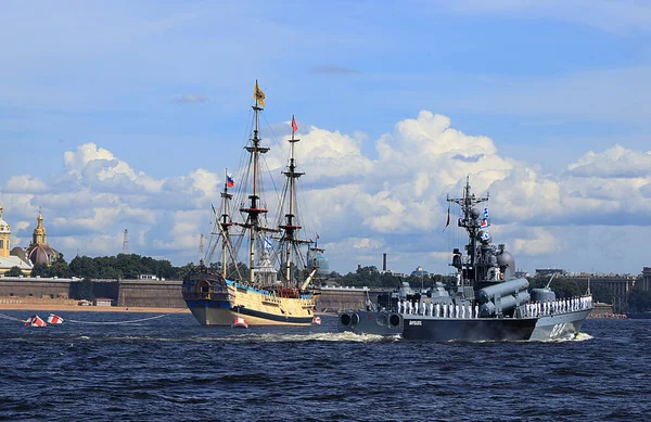 Russie Saint Pétersbourg Juillet 2019 Navires Guerre Dans Les Eaux — Photo