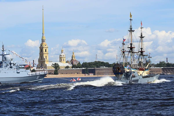 Russie Saint Pétersbourg Juillet 2019 Navires Guerre Dans Les Eaux — Photo