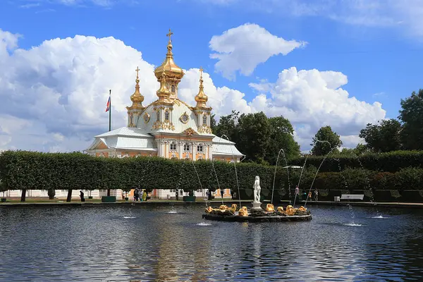 Russie Saint Pétersbourg Peterhof Juillet 2019 Sur Photo Est Principale — Photo