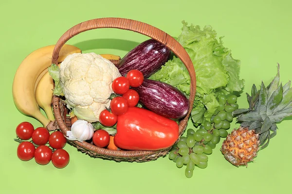 Comida Natural Saludable Una Canasta Concepto Estilo Vida Saludable Cero —  Fotos de Stock