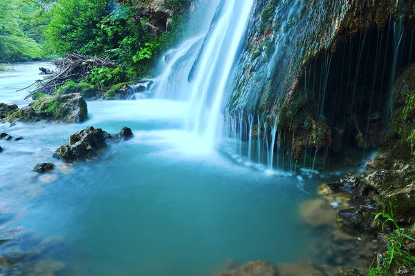 Mountain Waterfall w: Vadu Crişului — Zdjęcie stockowe