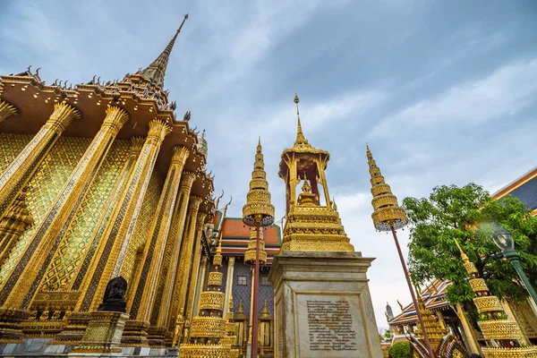Bangkok Thajsko Dubna Wat Phra Kaew Grand Palace Bangkok Deštivý — Stock fotografie