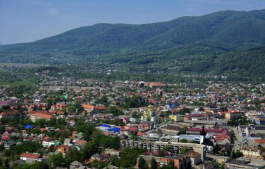 Yüce görünümünden renkli bir kuş bakışı için residentia içinde evler