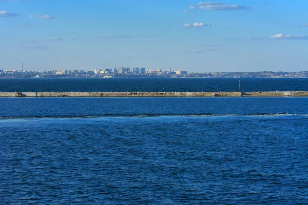 Herrliches Panorama Blick Vom Meer Auf Den Küstenstreifen Der Stadt — Stockfoto