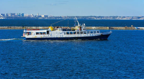 Odessa Oekraïne Augustus 2018 Schip Voor Wandelingen Open Zee Avond — Stockfoto