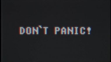 Retro videogame Dont panik kelime metin bilgisayar tv arıza parazit gürültü ekran animasyon sorunsuz döngü yeni kalite evrensel vintage hareket dinamik animasyonlu arka plan renkli neşeli video m