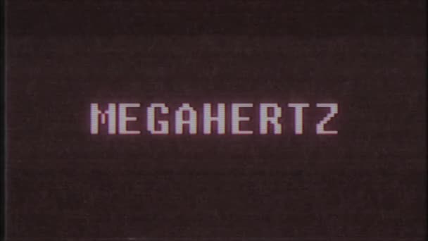 Retro videogame MEGAHERTZ word text computer tv glitch interferensi noise screen animation seamless loop kualitas baru universal vintage motion dynamic animated background colorful joyful video m — Stok Video