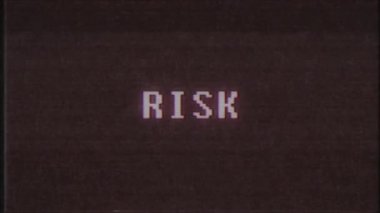 Retro video oyunu Risk kelime metin bilgisayar tv arıza parazit gürültü ekran animasyon sorunsuz döngü yeni kalite evrensel vintage hareket dinamik animasyonlu arka plan renkli neşeli video m