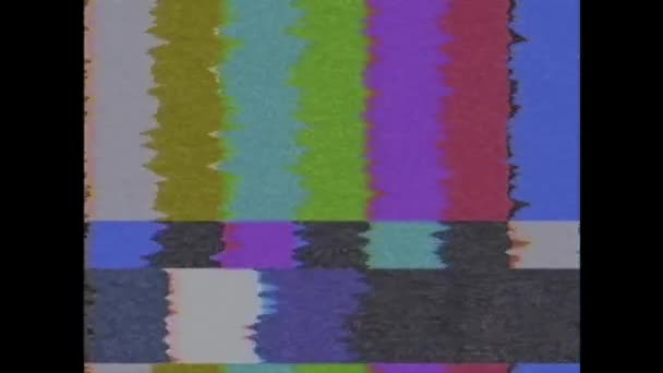 Tableta de prueba de TV retro 4x3 en pantalla de interferencia de desplazamiento bucle de animación de fondo nueva tecnología digital vintage de calidad video colorido — Vídeo de stock