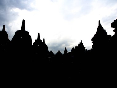Yogyakarta City'deki Borobudur'da gün batımı. Endonezya'da seyahat edin. 8. t