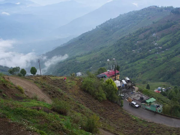 Darjeeling, INDIA, 15 APRILE 2011: Vista aerea dalla cabinovia — Foto Stock
