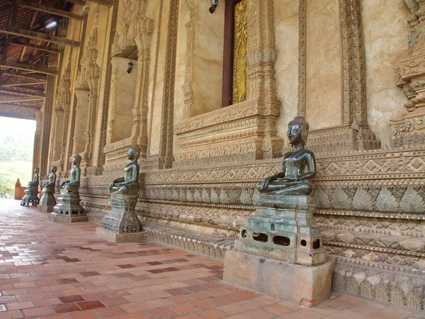 Wat Si Muang o Simuong es un templo budista situado en Vientian — Foto de Stock