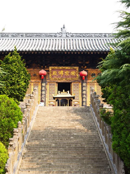 Shaolin Children Monk Stava Addestrando Kungfu All Interno Del Tempio — Foto Stock