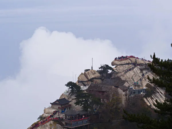 Montagne Huashan Près Xian City Sentier Dangereux Peuple Couronné Chine — Photo