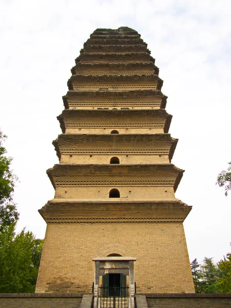 파고다 Small Wild Goose Pagoda 시안의 축제중 하나이다 한족과 당나라의 — 스톡 사진