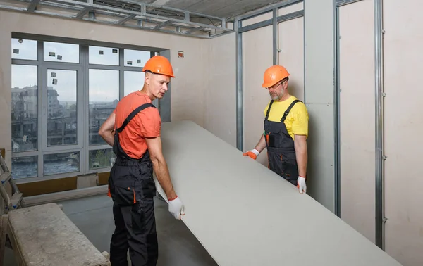 Drywall installation on the wall. — Stock Photo, Image