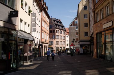 Nürnberg sokaklarında görünümünü.