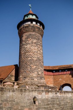 Bahar, Almanya Nürnberg'deki Nuremberg Kalesi