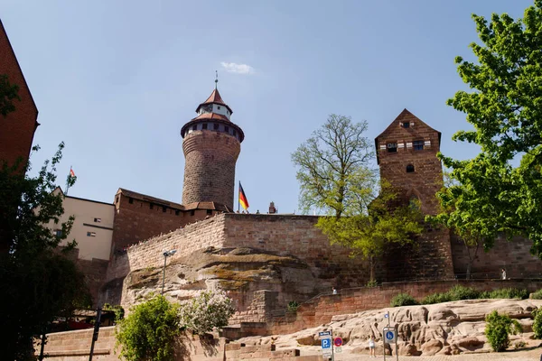 Bahar, Almanya Nürnberg'deki Nuremberg Kalesi