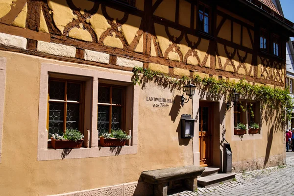Piękne Uliczki Rothenburg Der Tauber Tradycyjnymi Niemieckimi Domami Bawaria Niemcy — Zdjęcie stockowe