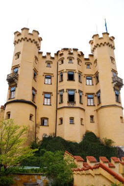 Castle Schloss Hohenschwangau veya üst kuğu ilçesi yer bir köy Hohenschwangau yakınındaki Fussen Bavaria, Almanya için yer.