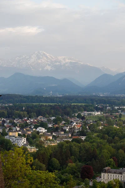 Gyönyörű Kilátás Nyílik Alpokra Hohensalzburg Erőd Panoráma Salzburg Ausztria — Stock Fotó