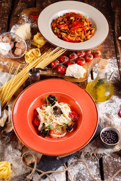 Pasta Fresh Seafood Spaghetti Tomato Sauce Ingredients Cooking Tomatoes Pasta — Stock Photo, Image