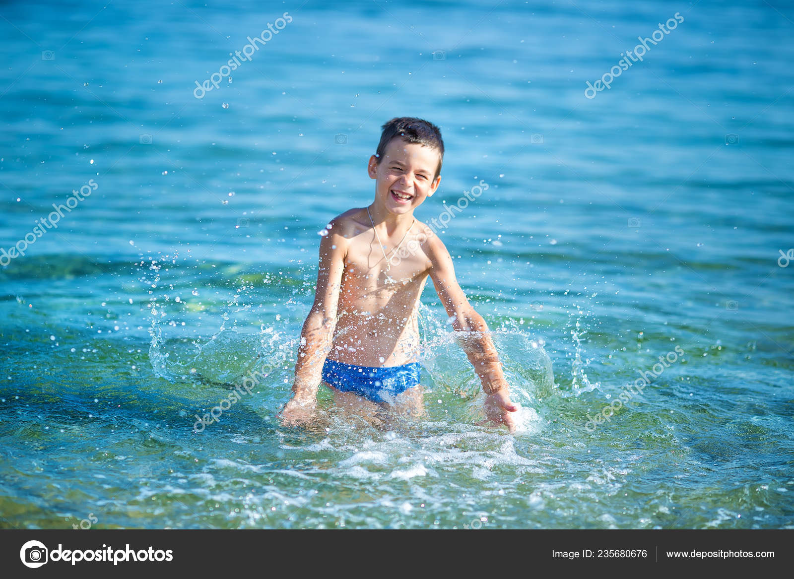 image.ru little boys Little Boy Snorkel Sea Cute Little Kid Wearing Mask Flippers — Stock Photo  © dlukashenko.mail.ru #235680676