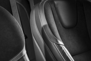 Modern spor araba iç koltuk detay