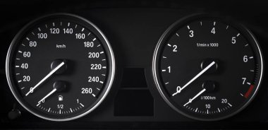 araba iç kontrol paneli detayları