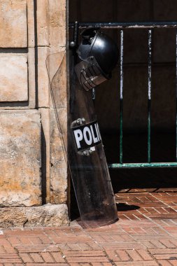 Sendikalar, daha iyi ücretler, daha az vergi, daha iyi çalışma ve emeklilik koşulları talep eden ulusal işçi hakları düzeyinde protestolar. Bogota, Plaza de bolivar, Kolombiya, Ocak 2016