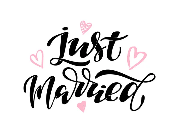 Just Married Lindo Cartel Letras Garabato Dibujado Mano Pancarta Para — Archivo Imágenes Vectoriales