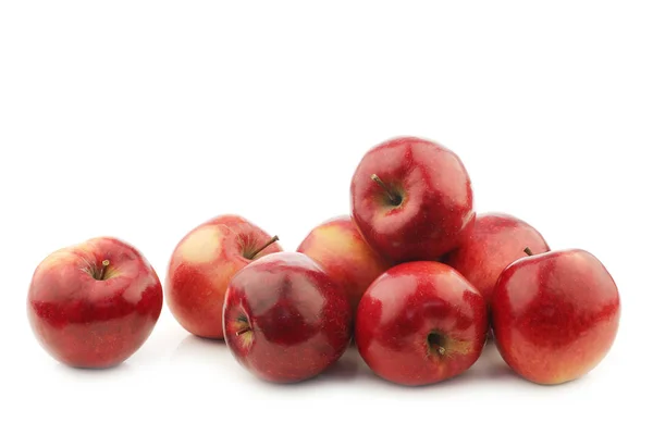 Frische Äpfel Genannt Rote Liebe Auf Weißem Hintergrund — Stockfoto