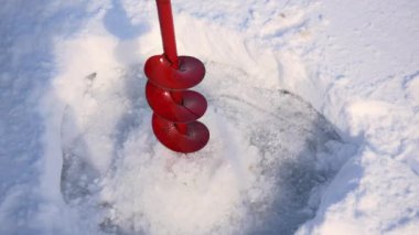 Kış Balıkçılık için buz buz vidalar matkap delik close-Up