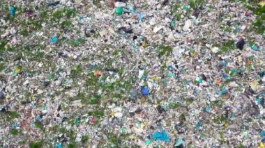 Büyük Alan Çöplük Havadan Shot Fly Bottom Up